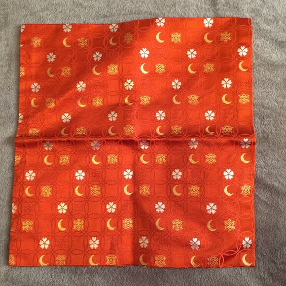 Japanese Doily - Picture 3 of 5